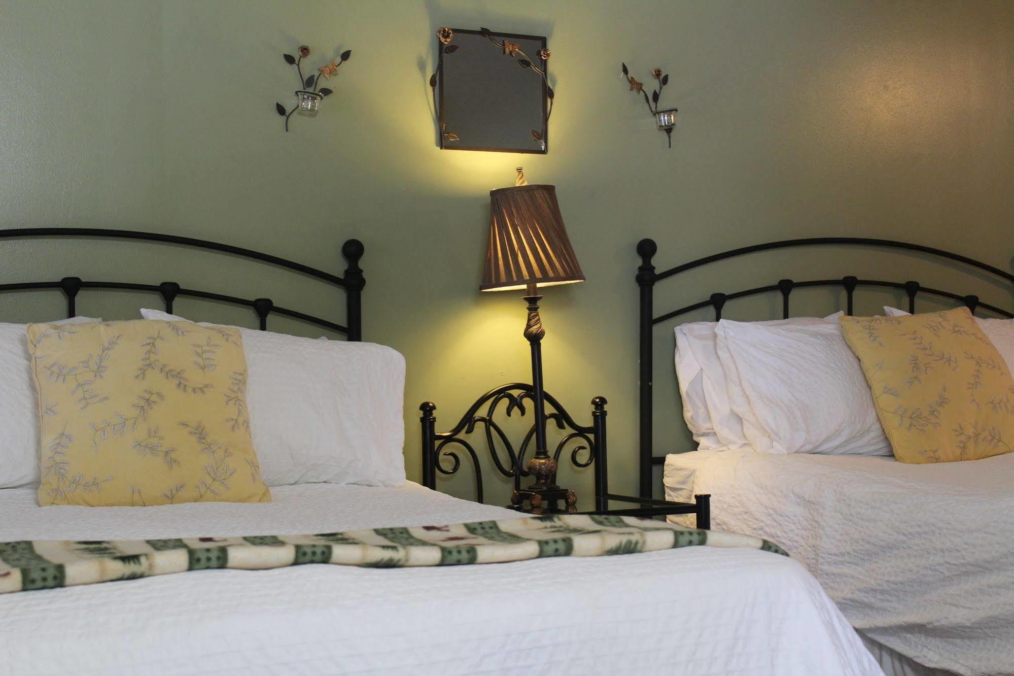 بيشوب Trees Motel المظهر الخارجي الصورة